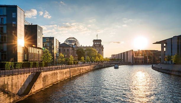 almanyada 2nci dunya savasindan kalma bomba bulundu RVewLYxJ