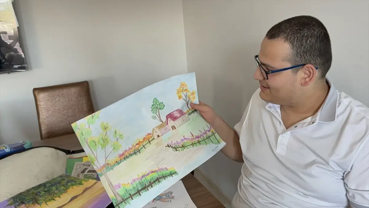 atipik otizmli osman karacanin resimle dolu hayali h5FiIWb2.jpg