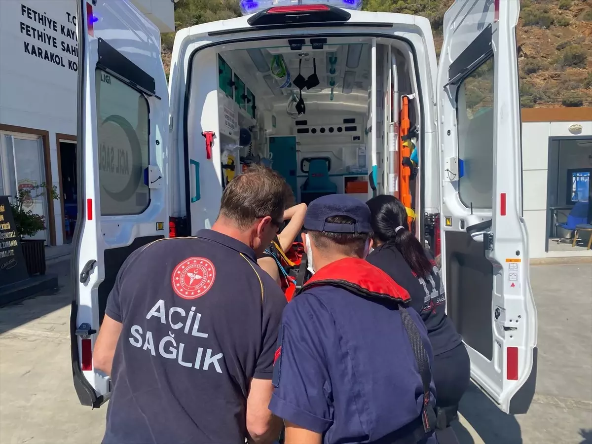 fethiye aciklarinda ticari yatta yaralanan kisi hastaneye kaldirildi W781SJ89