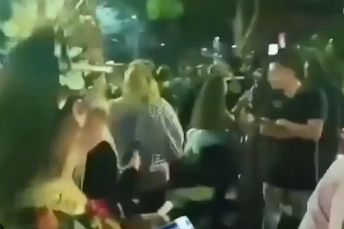 belediye baskani festivalde konustugu sirada vurularak olduruldu rRcBec8Y.jpg